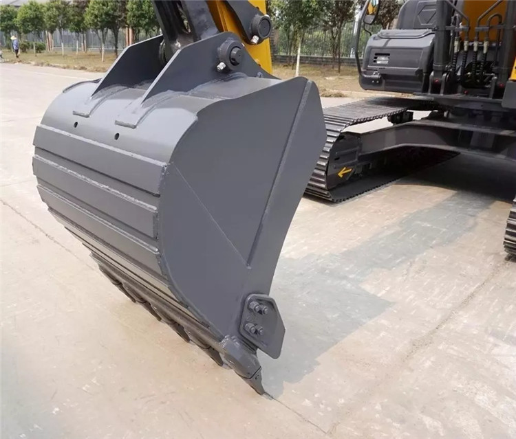 XCMG Official XE235C Crawler Excavator for sale